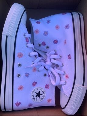 NEW BiG Kids Converse White High Top Sneakers Pink & Peach Daisy Embroidery